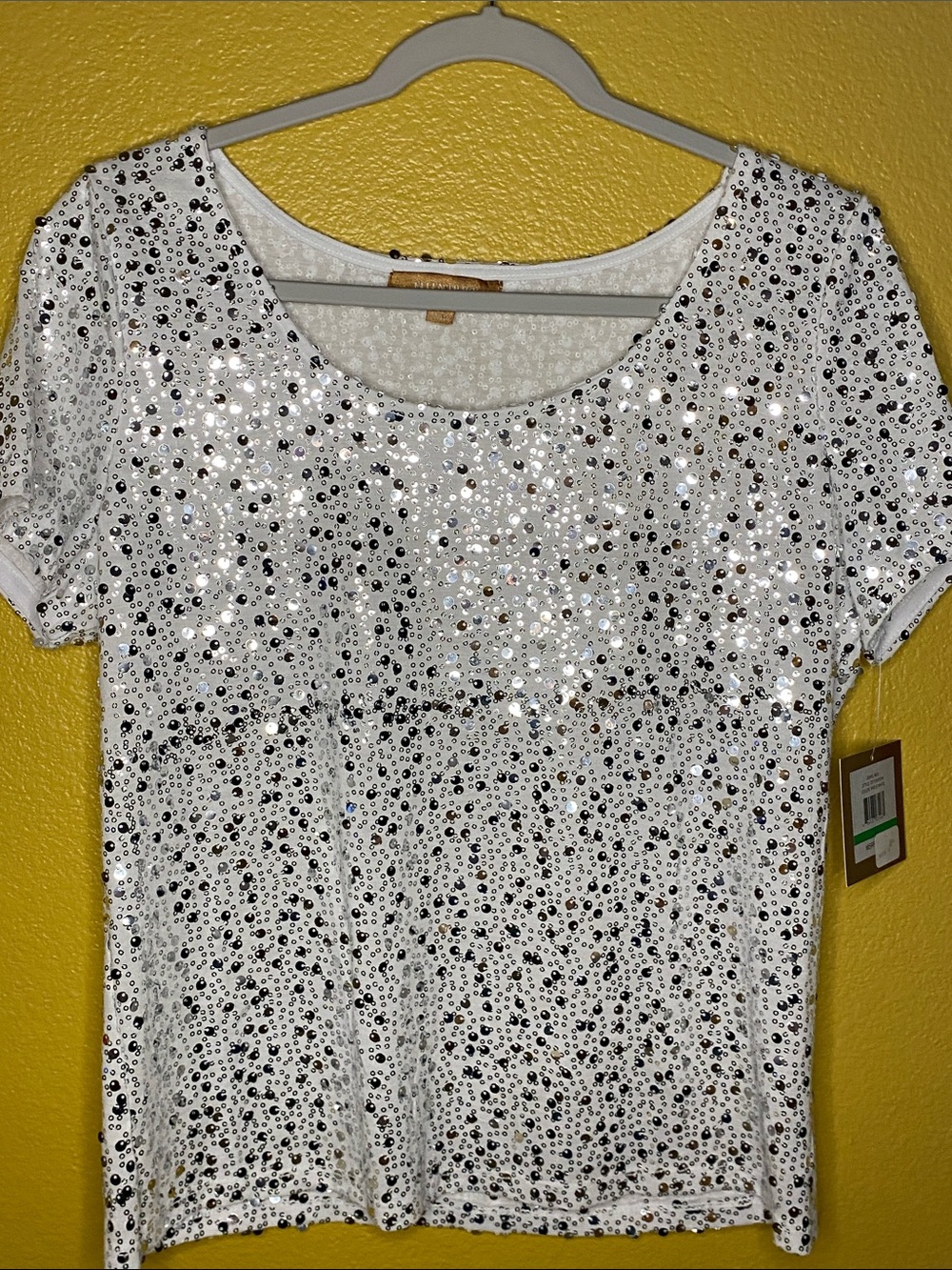 Ellen Tracy NWT Sequin Top